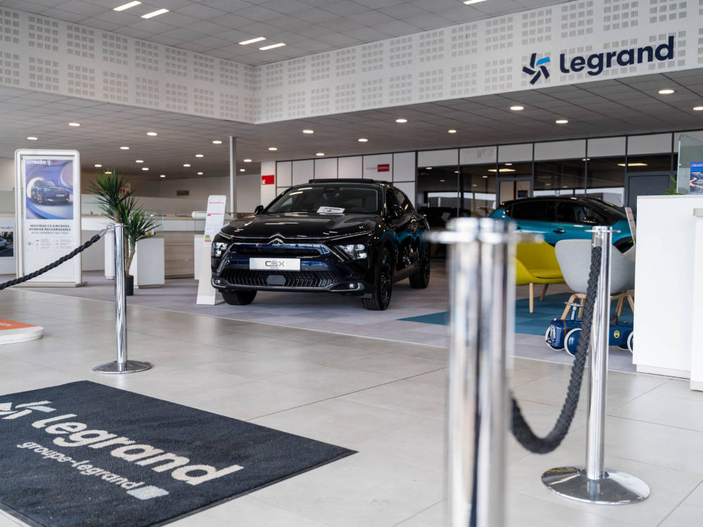 Intérieur de la concession Citroën à Cherbourg