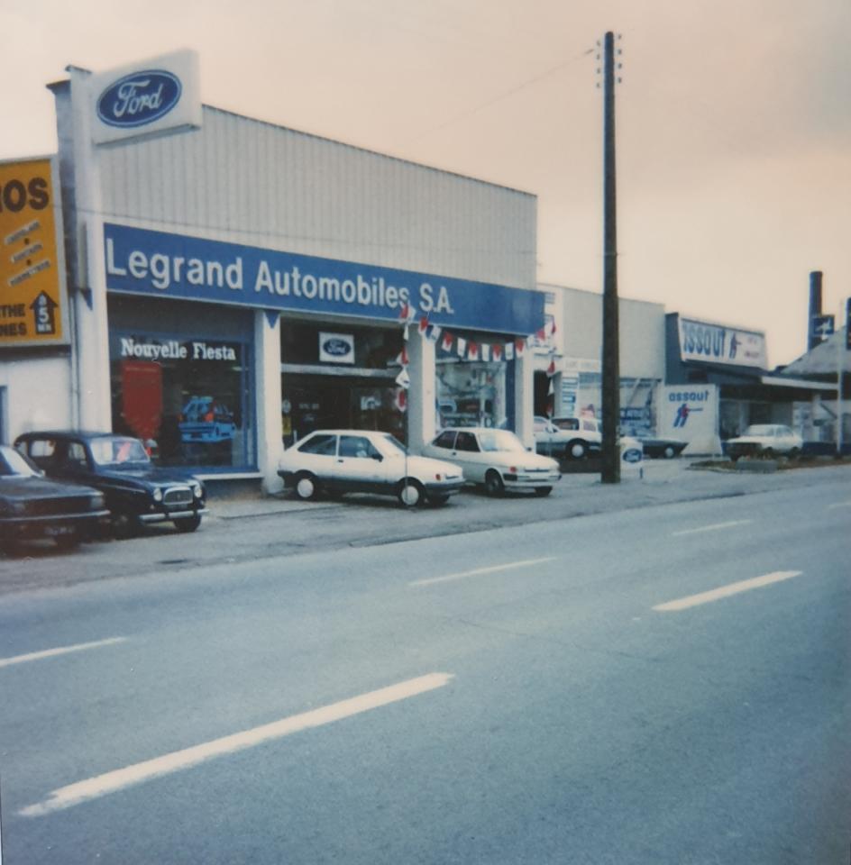 Photo de 1981 de la concession Ford Alençon